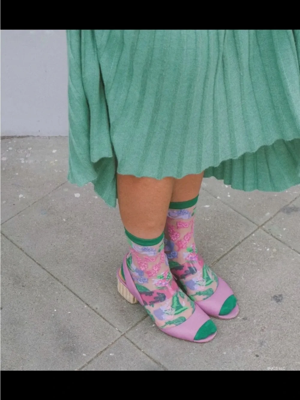 Wicked For Good Floral Sheer Floral Crew Socks in Green